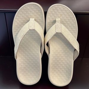 Vionic Tide Flip Flop Sandal with Rhinestones